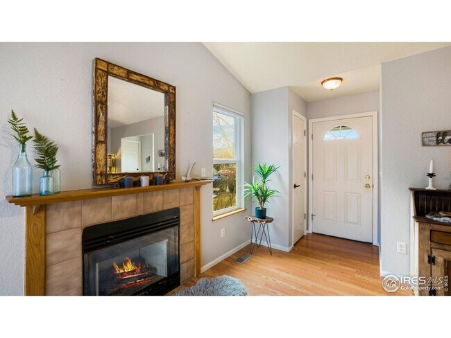 Building Photo - Spacious Ranch with finished basement and ...