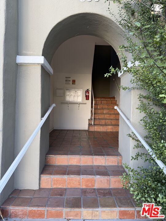 Foto del edificio - 855 S Shenandoah St