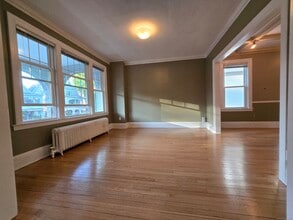 Building Photo - 176 Whitney St