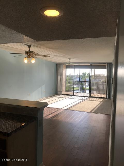 Foto del edificio - 5805 N Banana River Blvd