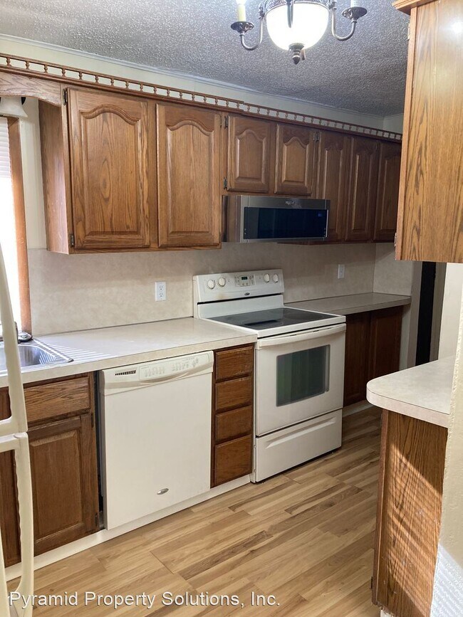 Building Photo - 4 br, 1 bath House - 2720 50th St