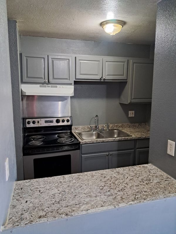 Foto del edificio - 1425 N Yosemite St