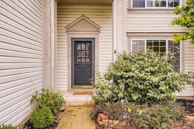 Foto del edificio - 4 bedroom in Bartlett IL 60103