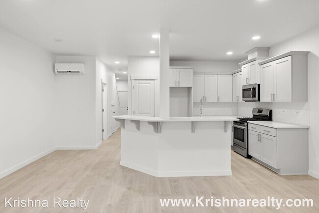 Building Photo - 3 br, 2.5 bath House - 1218 S Quartz St