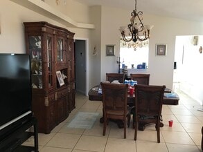 Building Photo - 461 Daniels Pointe Dr