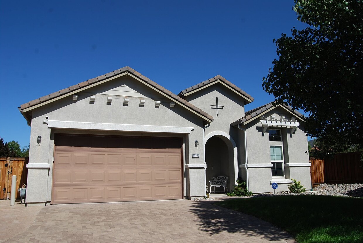 Primary Photo - Single Level in Damonte Ranch