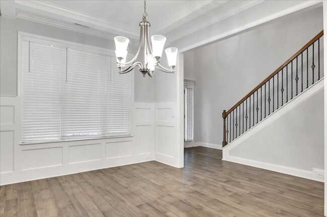 Building Photo - 1883 BEAUTIFUL HOME