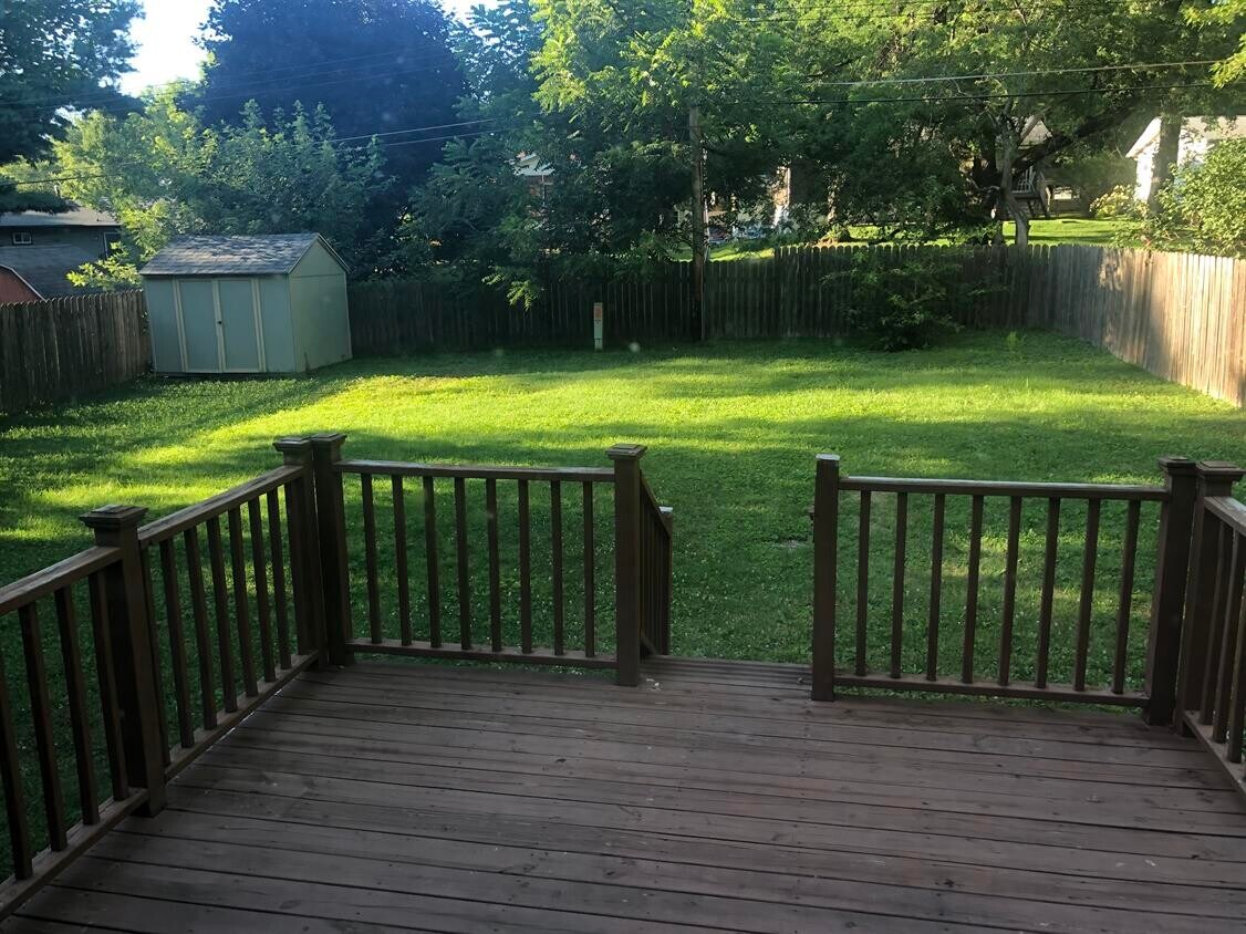 Foto del edificio - 1520 Crosby Ln