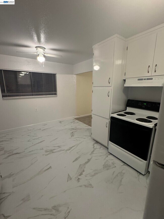 Foto del edificio - 416 Grove Way