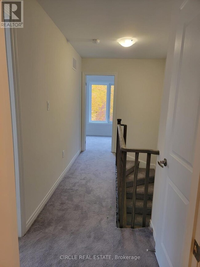 Building Photo - 40-40 Knotsberry Cir