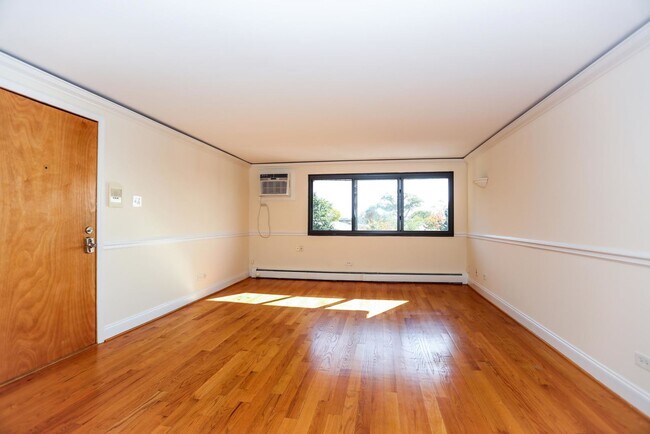 Building Photo - 9629 Brandy Ct