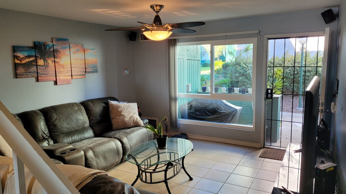 Foto principal - 15317 Santa Gertrudes Ave