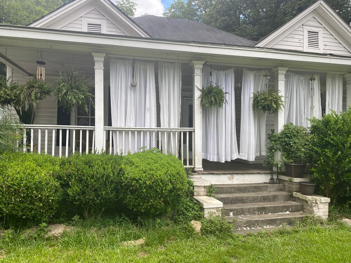 630 Covington St, Jackson, GA 30233 House Rental in Jackson, GA