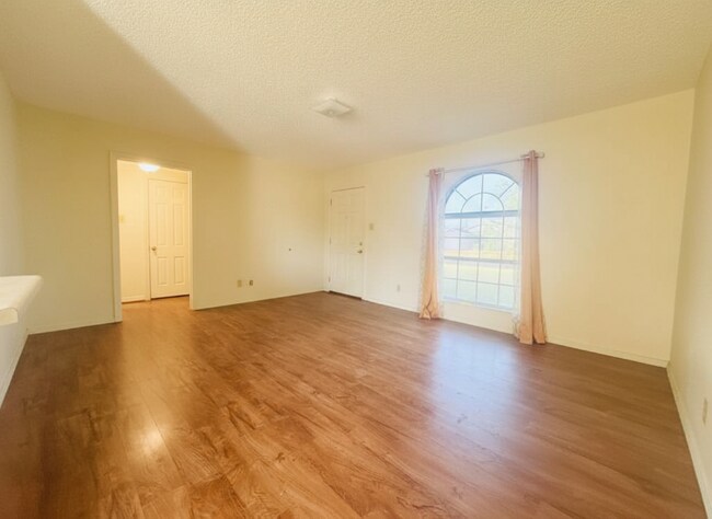 Foto del edificio - 906 N Bishop St