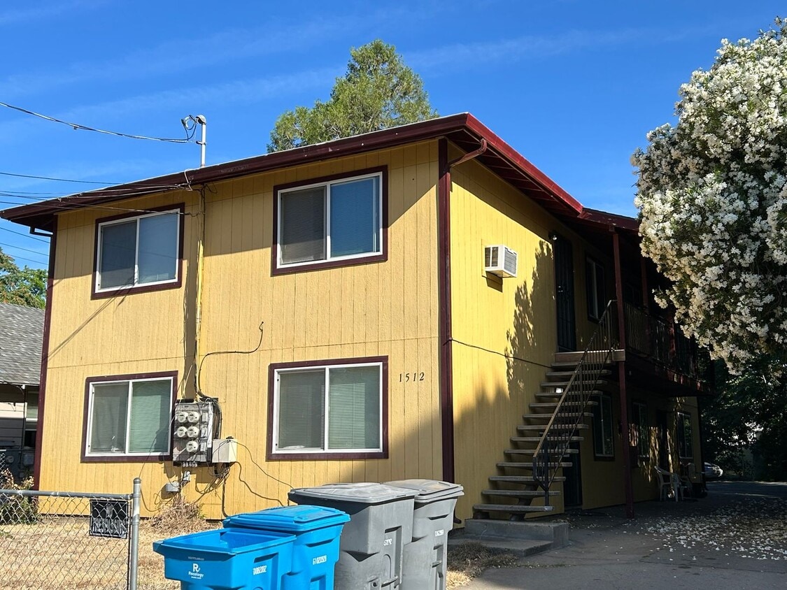 1512 Pomona Ave Unit 1, Oroville, CA 95965 Room for Rent in Oroville, CA