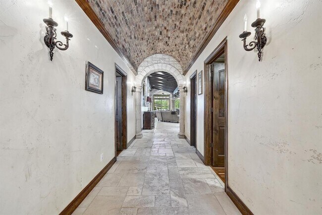 Foto del edificio - 1746 Channel Rd