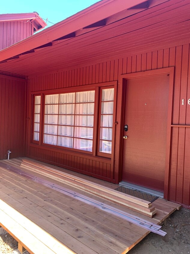 Front door - 167 Norfolk Dr