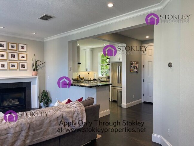 Foto del edificio - Stokley Properties Presents - 32 Warhol Av...
