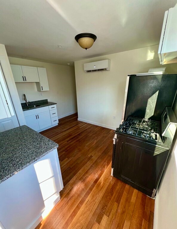 Foto del edificio - 685 Nantasket Ave