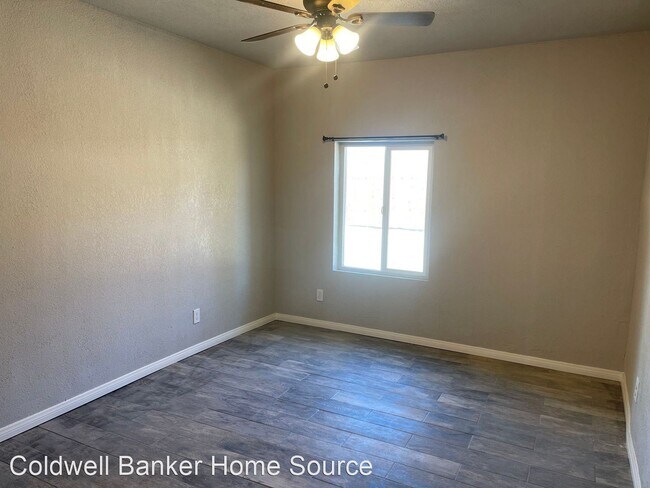 Building Photo - 2 br, 1 bath House - 133 Yermo Rd #B