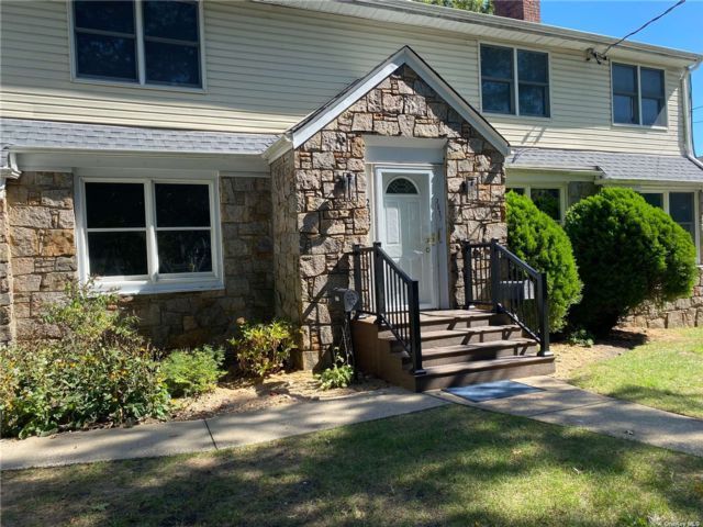 Primary Photo - 2037 Russell St