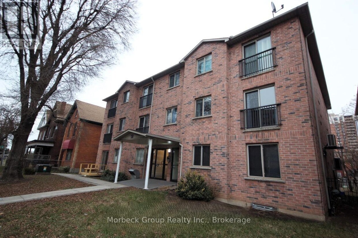 Primary Photo - 28-228 Victoria Ave N