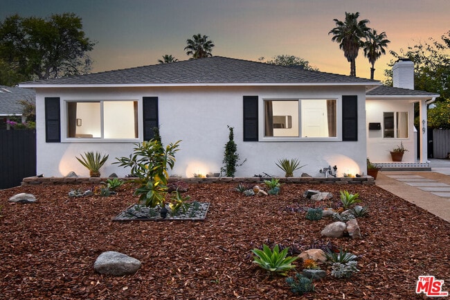 Building Photo - 6167 Costello Ave