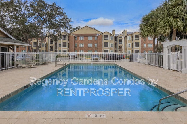 Foto del edificio - 4225 Thornbriar Ln