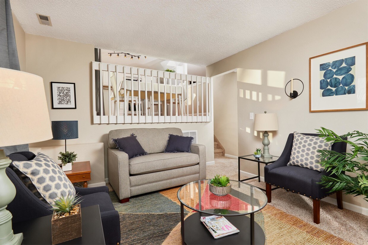 Foto principal - 3530 Beechwood Ct