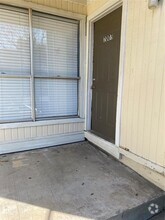 Building Photo - 781 Country Pl Dr