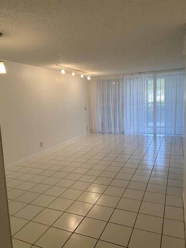 Building Photo - 4110 Tivoli Ct