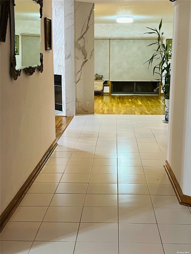 Foto del edificio - 48 Hunt Dr