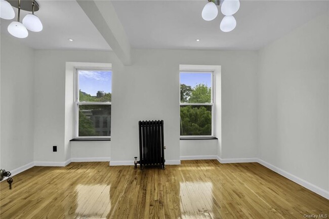 Foto del edificio - 545 Quincy St
