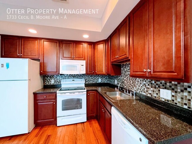 Foto del edificio - 1733 Cecil B. Moore Ave