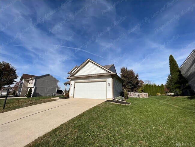 Building Photo - 1131 Windsong Trail