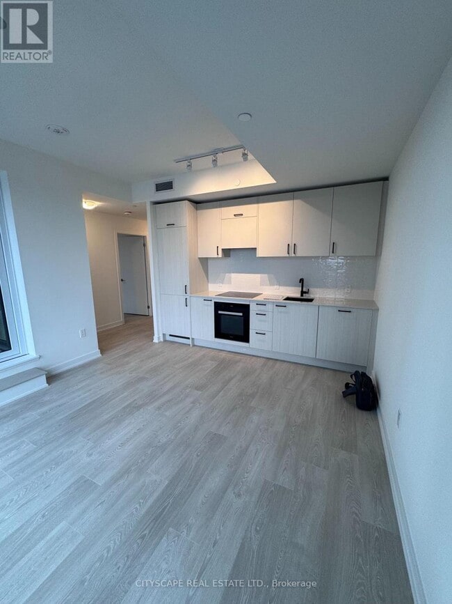 Building Photo - 1 Quarrington Lane