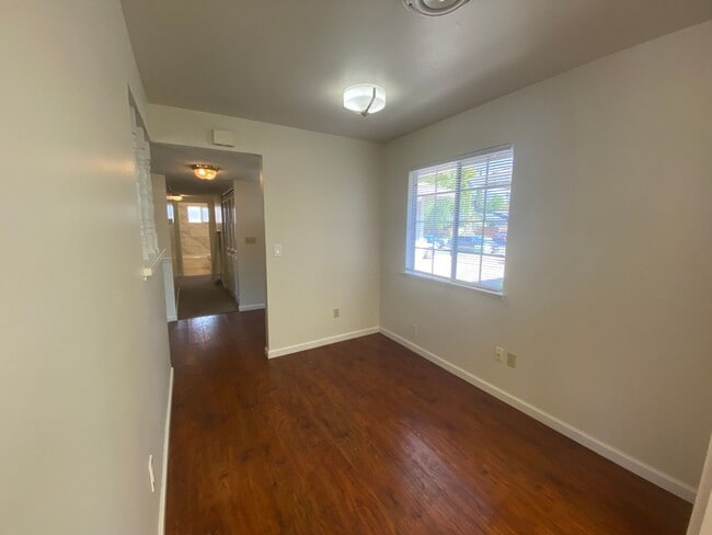 Building Photo - Great 3 Bedroom Home in Citrus Heights