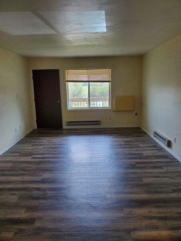 Foto principal - 218 Henry Dr