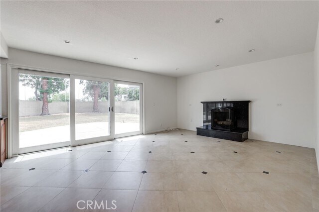 Foto del edificio - 19082 Plum Tree Ln