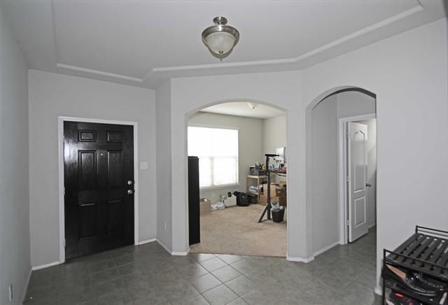 Building Photo - 4740 Meadow Green Trail