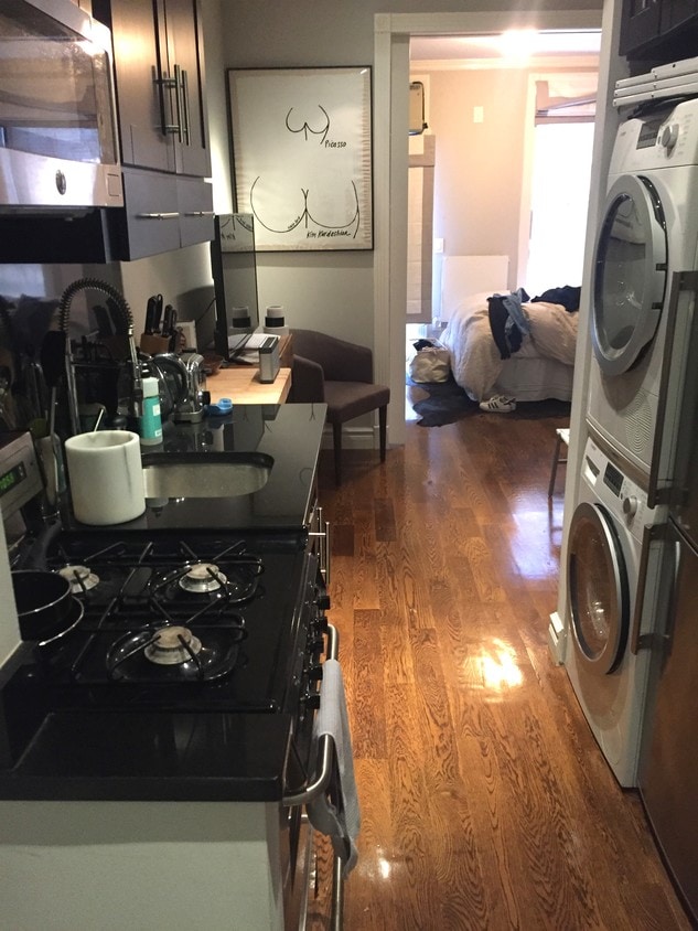 Primary Photo - 134 Orchard St