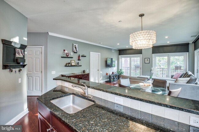 Building Photo - 500 Admirals Way