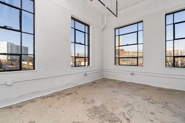 Interior Photo - Railyard Flats