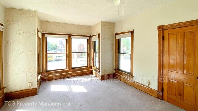 Building Photo - 1103 Post St