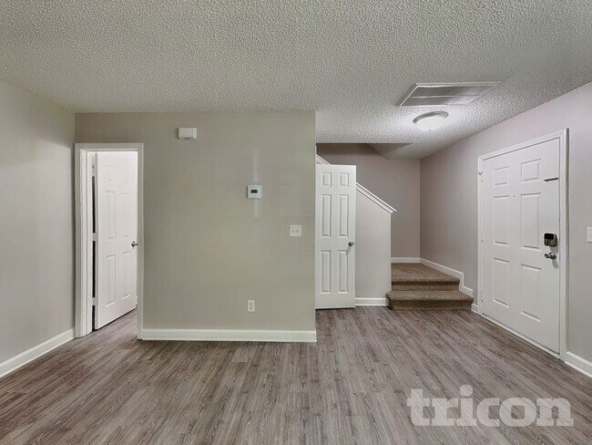 Foto del edificio - 2656 Captains Watch Rd NE