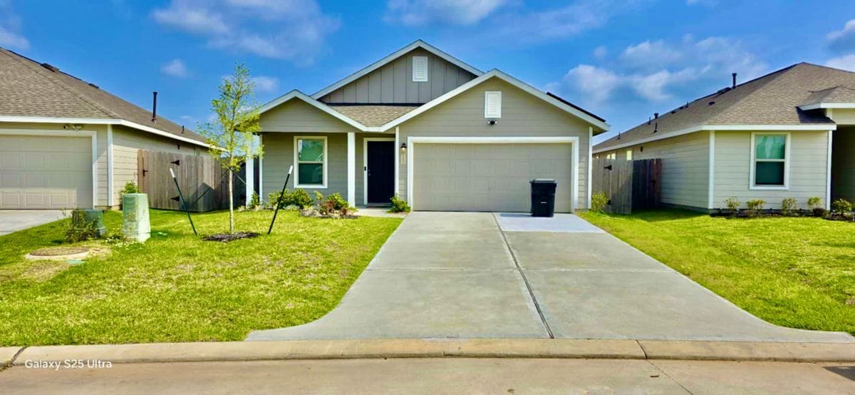 Primary Photo - 22807 Prairie Dog Rd