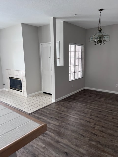 Building Photo - 4571 Warner Ave