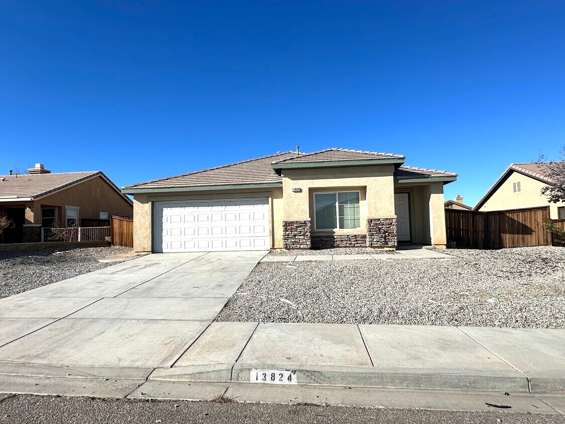 13824 Brynwood St, Victorville, CA 92392 House Rental in Victorville