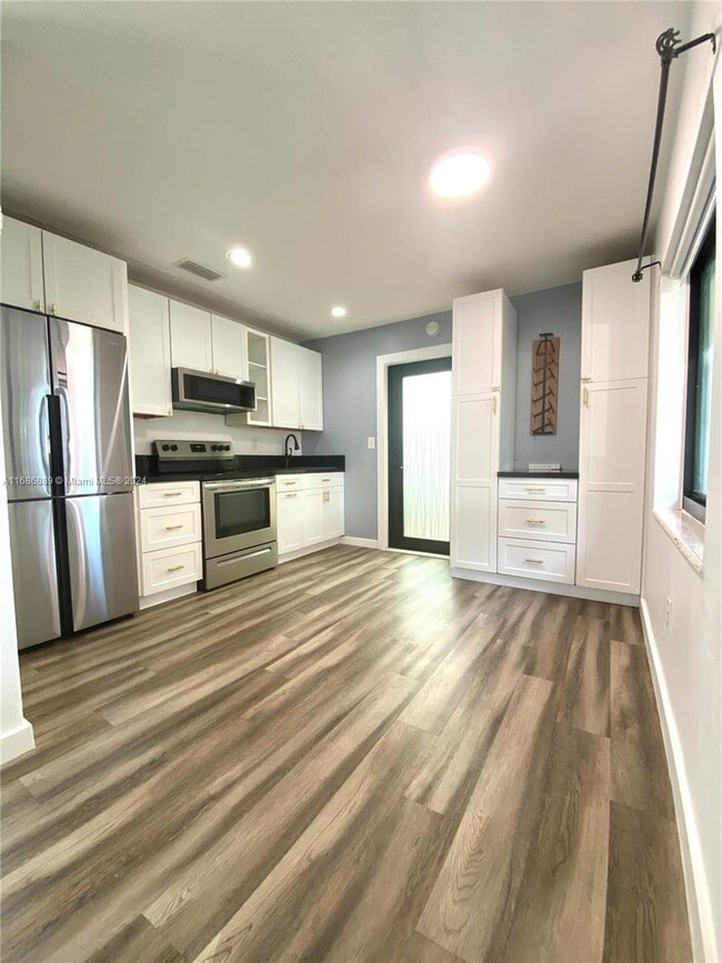 Photo - 1735 SW 21st St House