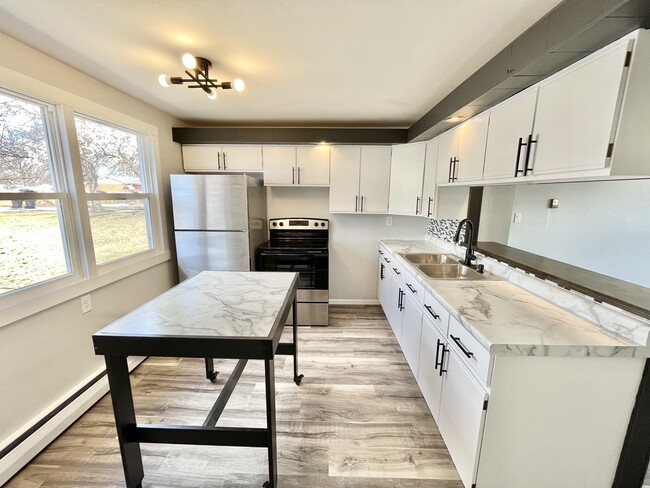 Kitchen - 1608 12th Ave S
